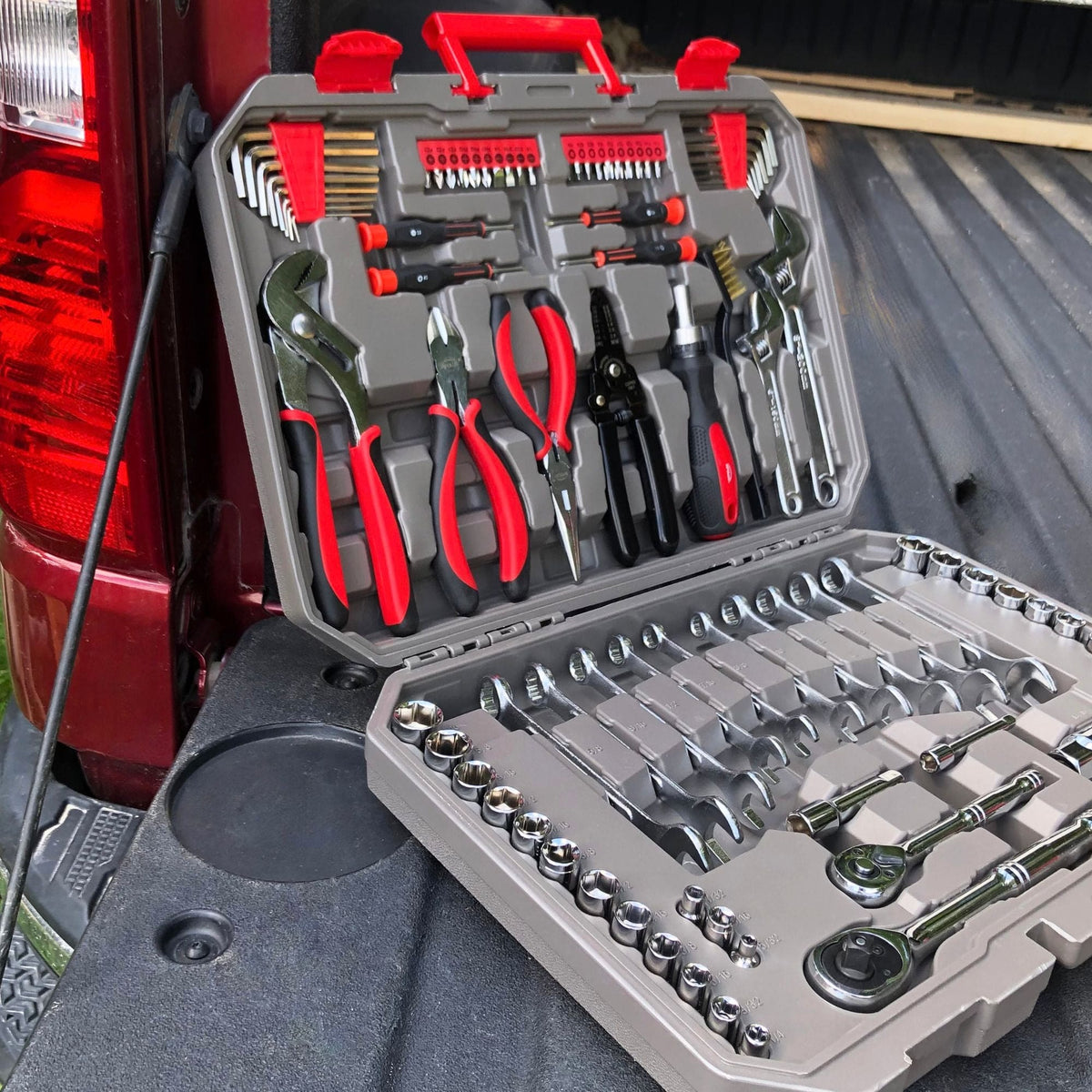 Apollo Tools 95-Piece Metric & SAE Mechanics Tool Set — DT1242